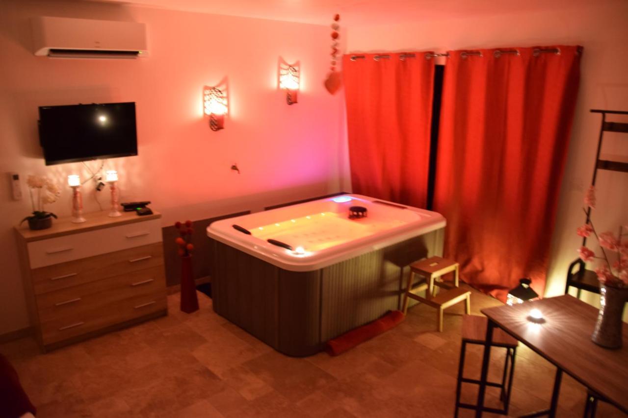 Gites Spa De Charme L Etoile Spa Beynac-et-Cazenac Εξωτερικό φωτογραφία