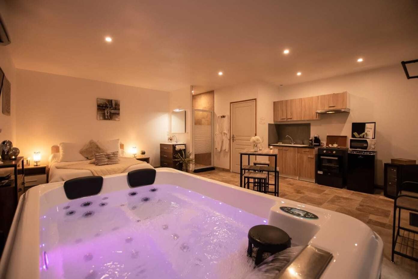 Gites Spa De Charme L Etoile Spa Beynac-et-Cazenac Εξωτερικό φωτογραφία